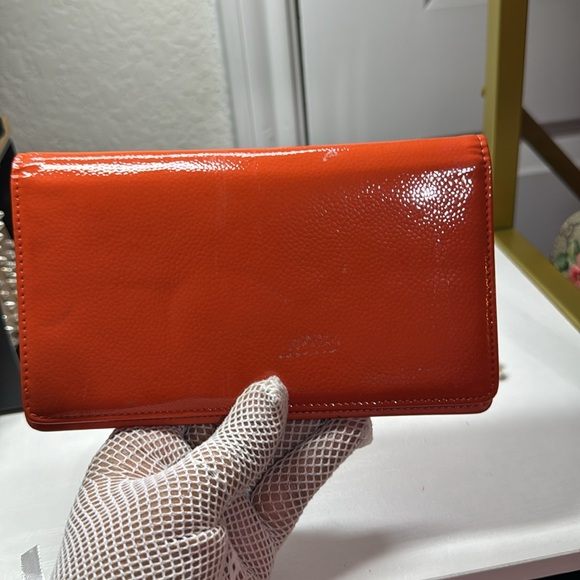 Authentic 🌸Chanel 🌸Orange Patent Leather wallet - Picture 14 of 17